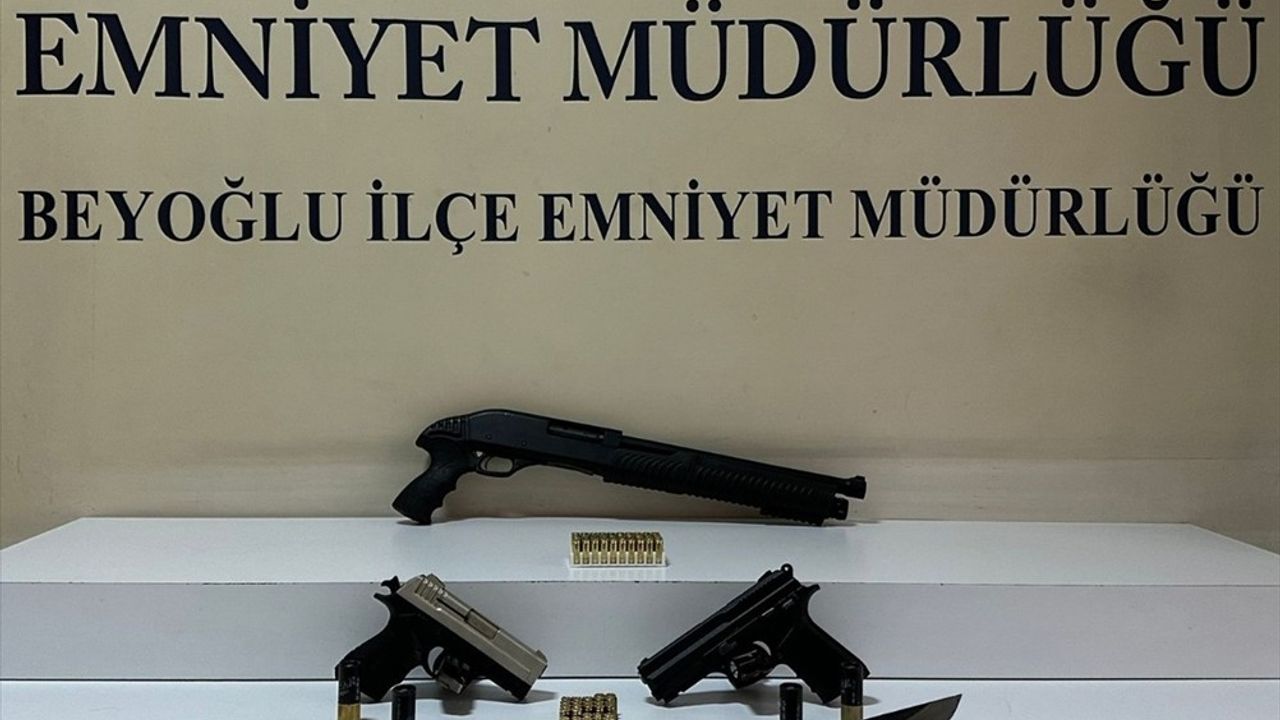 Beyoğlu'nda Silahlı Kavga: 6 Şüpheli Tutuklandı