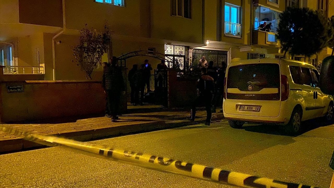 Bursa'da Torununun Bıçakladığı 73 Yaşındaki Adam Ağır Yaralandı