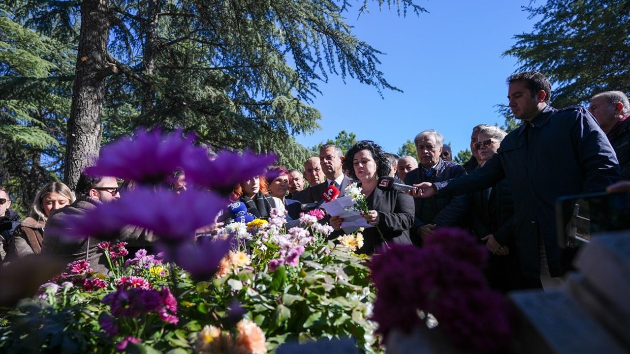 CHP Genel Başkanı Özgür Özel'den Esenyurt ve MİT Uyarısı