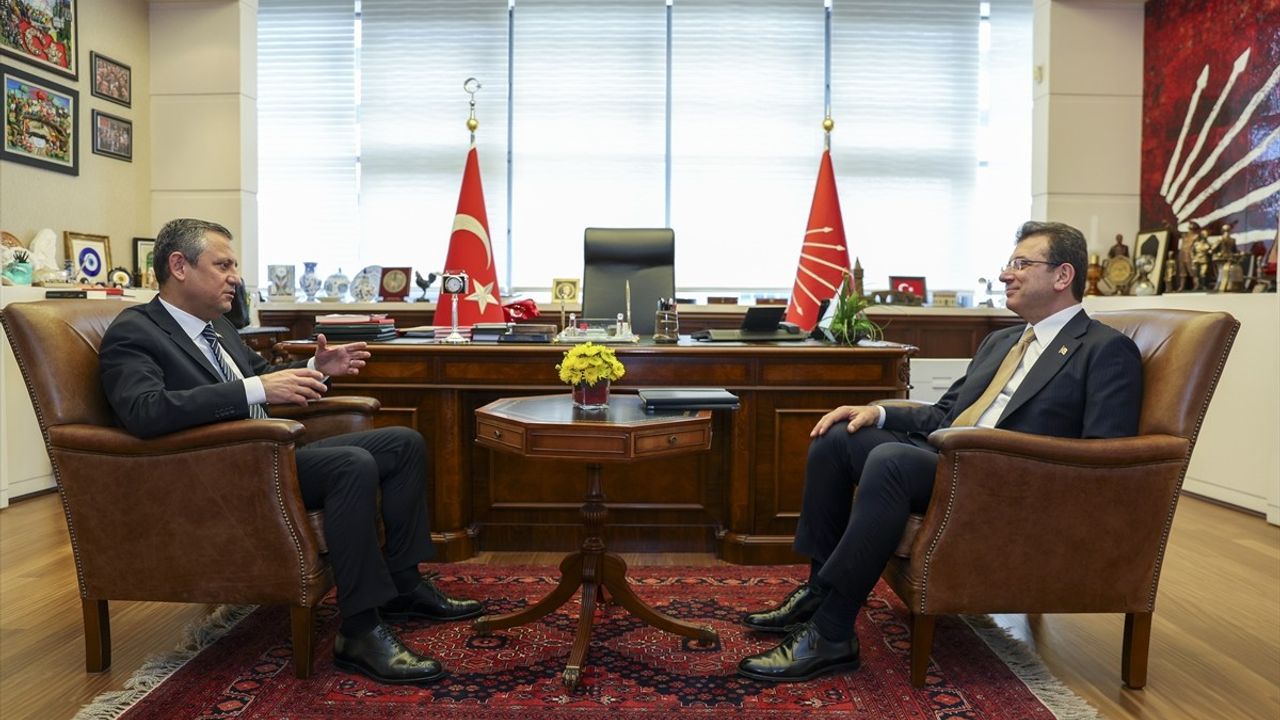 CHP Genel Başkanı Özgür Özel, TBB Başkanı Ekrem İmamoğlu'nu Ağırladı