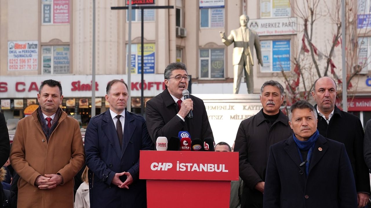 CHP'lilerin Esenyurt Belediyesi Eylemi Sürediyor