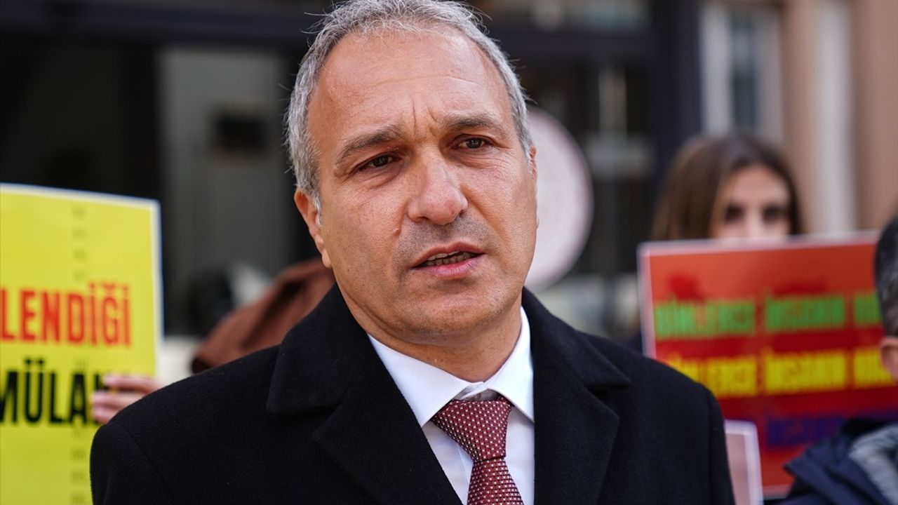 CHP, Öğretmen Mülakatlarındaki Haksızlıkları Protesto Etti