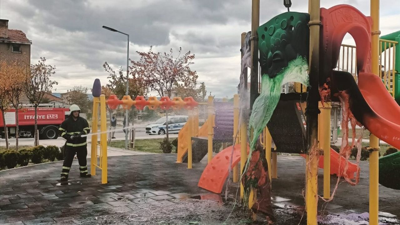 Çorum Parkında Yangın: Çocuklar Oyun Grubunda Tehlike Yarattı