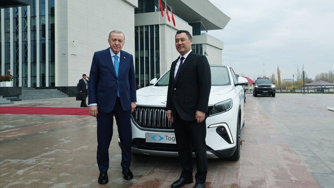 Cumhurbaşkanı Erdoğan'dan Kırgızistan'a Togg Hediyeleri