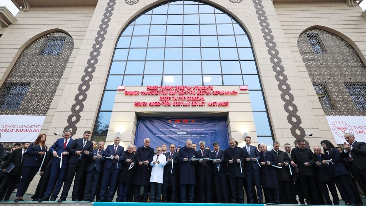 Cumhurbaşkanı Erdoğan, Kırgız-Türk Dostluk Hastanesi'nin Açılışını Gerçekleştirdi