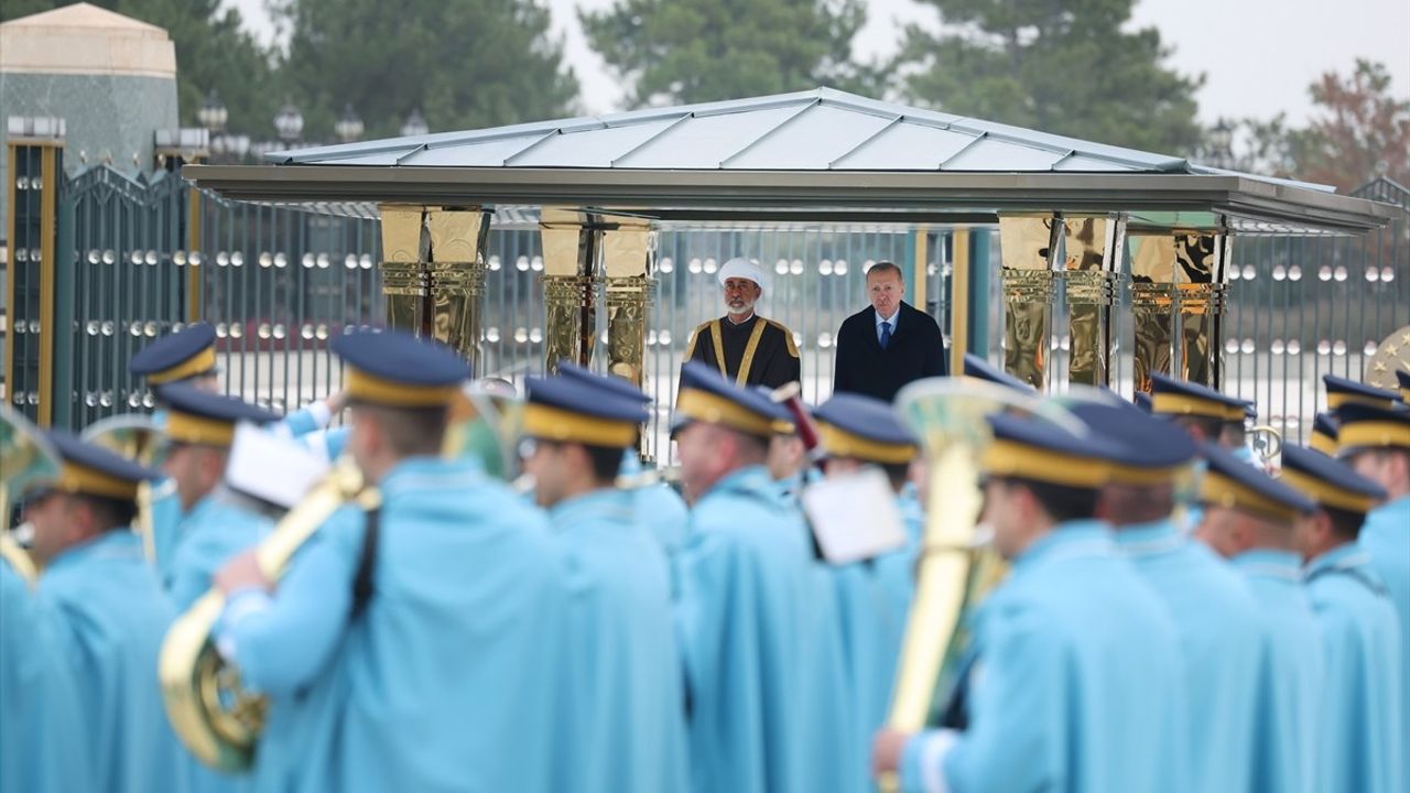 Cumhurbaşkanı Erdoğan, Umman Sultanı Heysem bin Tarık'ı Resmi Törenle Karşıladı
