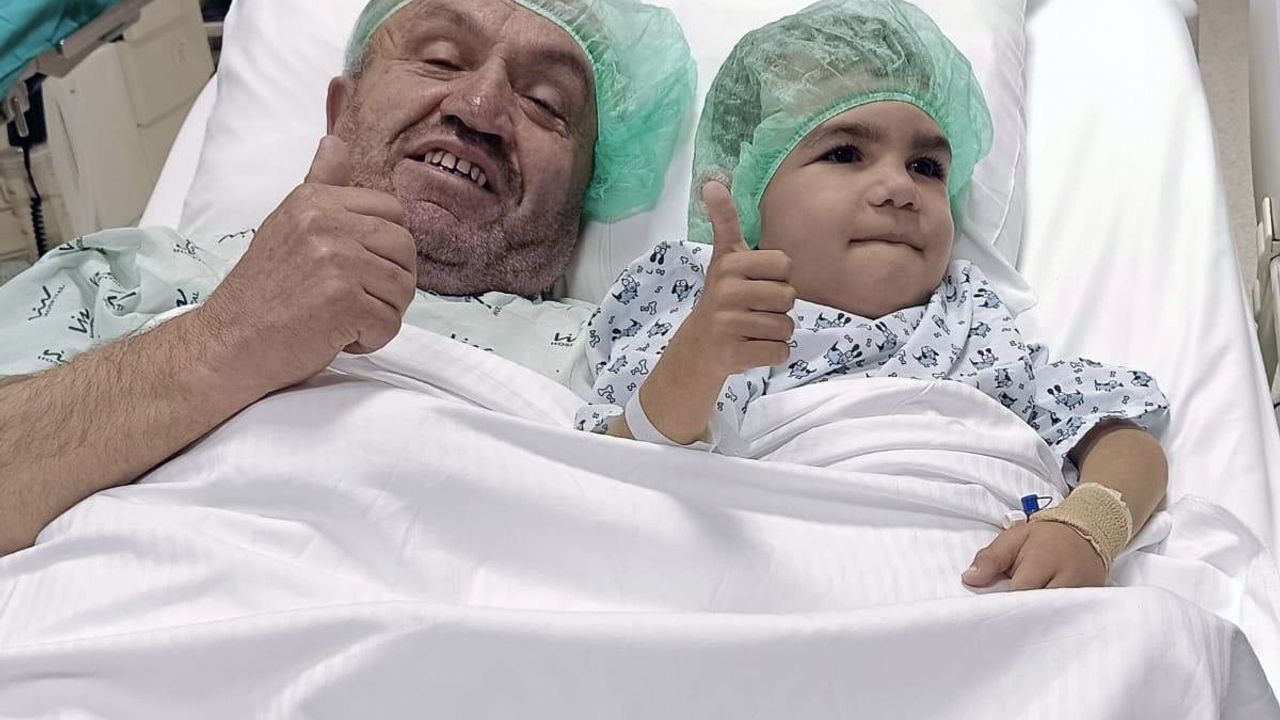 Dede ve Torun Hayati Bir Ameliyatla Birleşti: Mehmet Can'a Dedesinin Böbreği Nakledildi