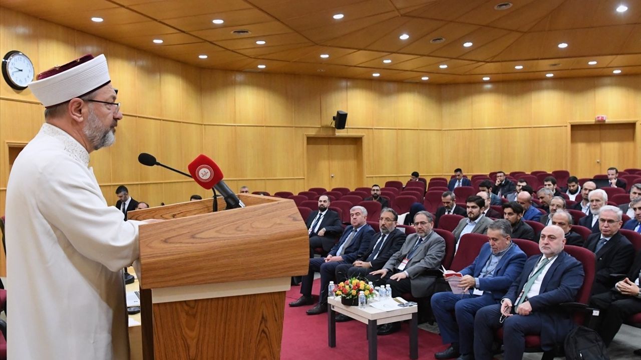 Diyanet İşleri Başkanı Erbaş, Ekonomik Eşitsizliklere Dikkat Çekti