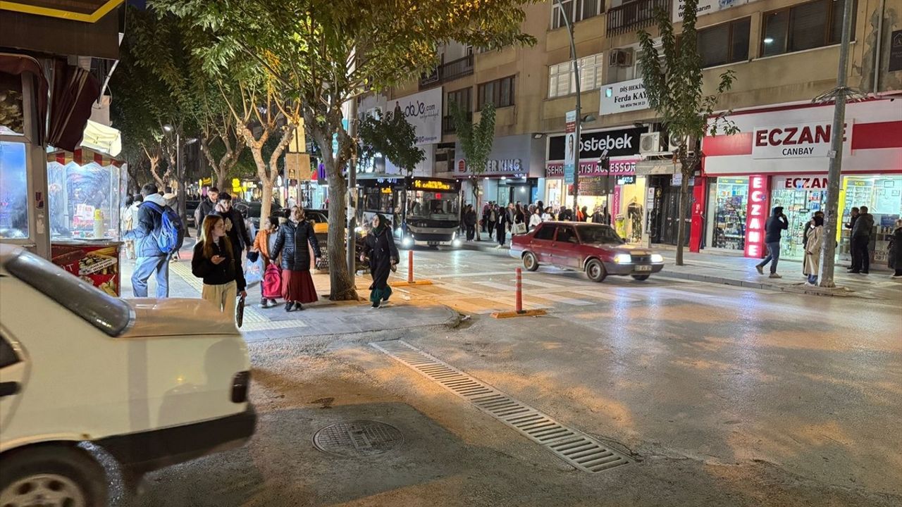 Elazığ'da 5 Büyüklüğünde Deprem!