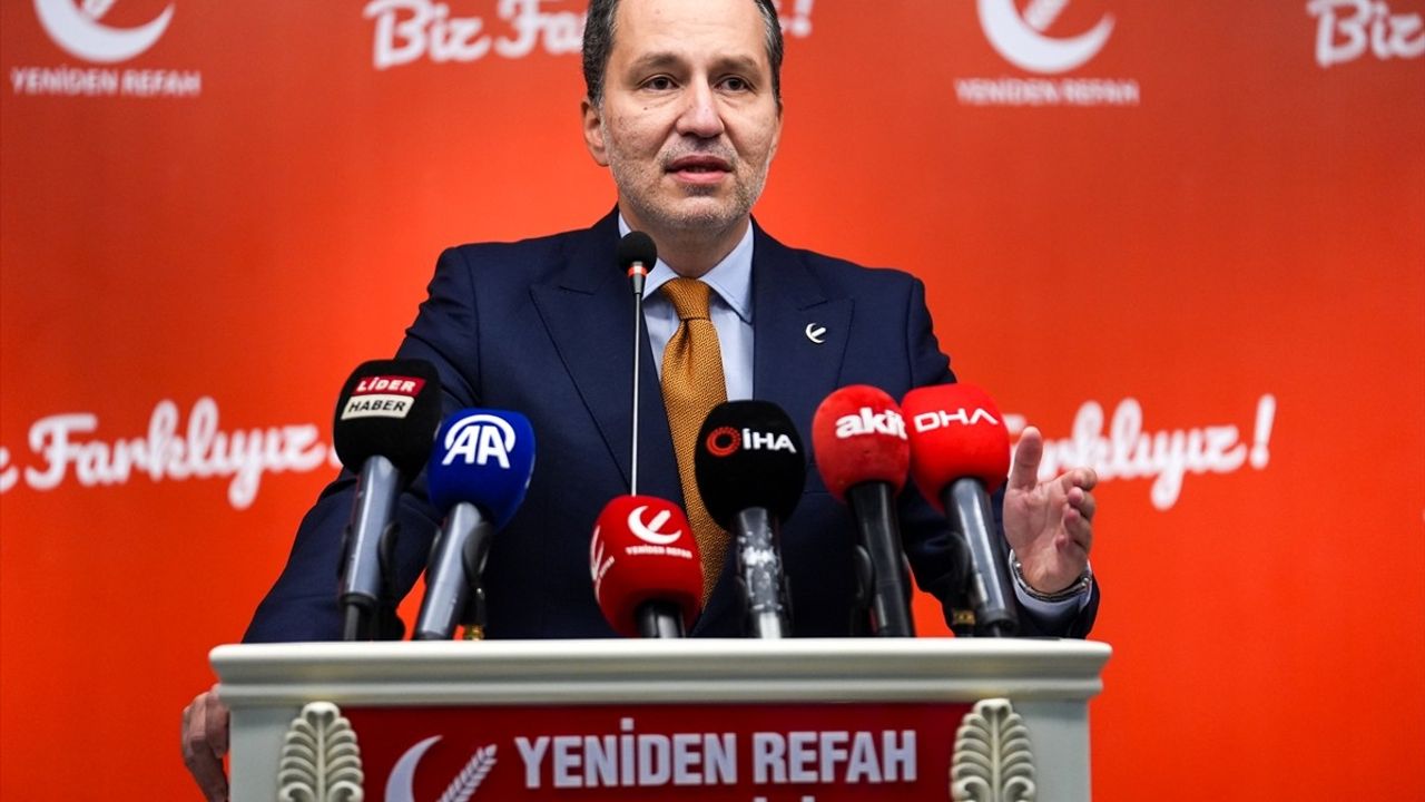 Erbakan, Esenyurt Belediye Başkanı'nın Uzaklaştırılmasını Değerlendirdi