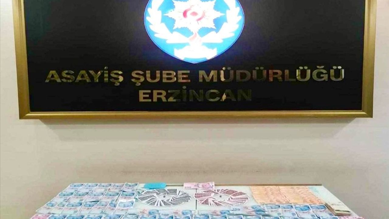 Erzincan'da Kumar Operasyonu: 3 Kişiye 19 Bin 275 Lira Ceza