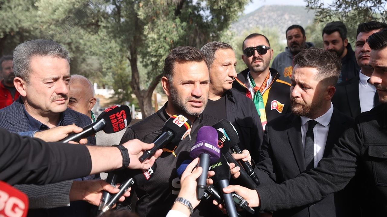 Galatasaray Heyeti, Yiğit Kurt'un Mezarını Ziyaret Etti