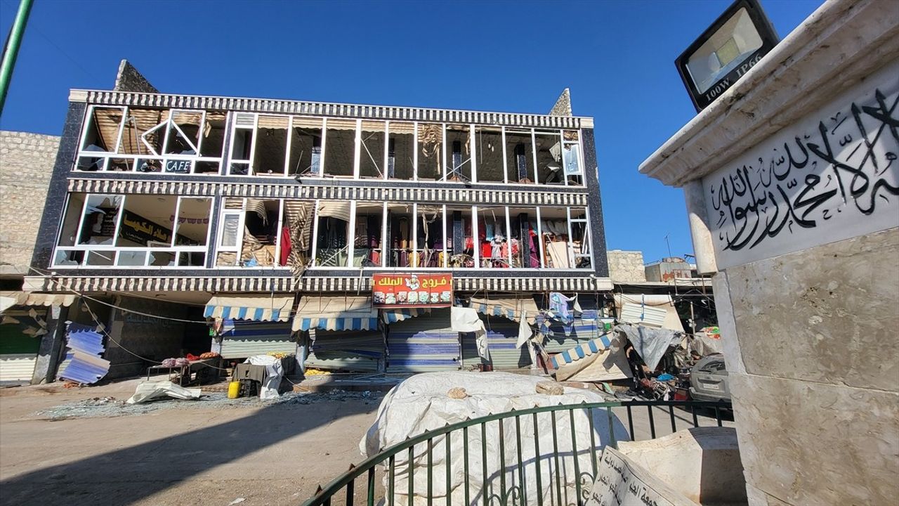 Halep Kırsalında Rus Savaş Uçaklarıyla Düzenlenen Saldırıda 4 Sivil Hayatını Kaybetti