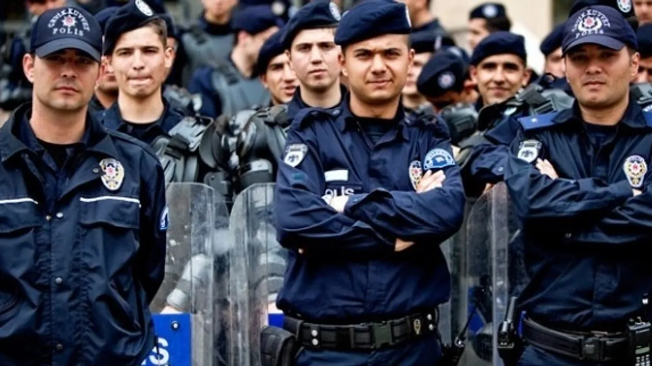 İçişleri Bakanlığı, 2025 Yılı İçin 12 Bin Polis Alımını Duyurdu