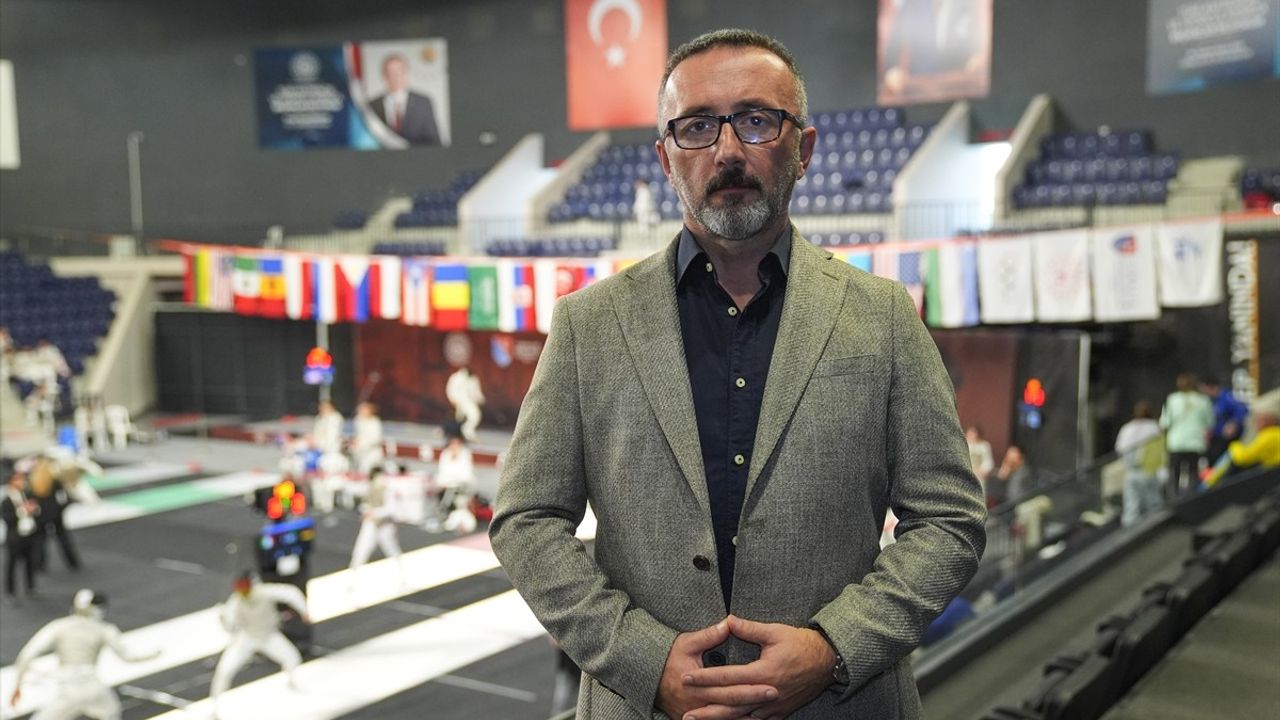 İstanbul'da Gençler Flöre Dünya Kupası Heyecanı Başladı