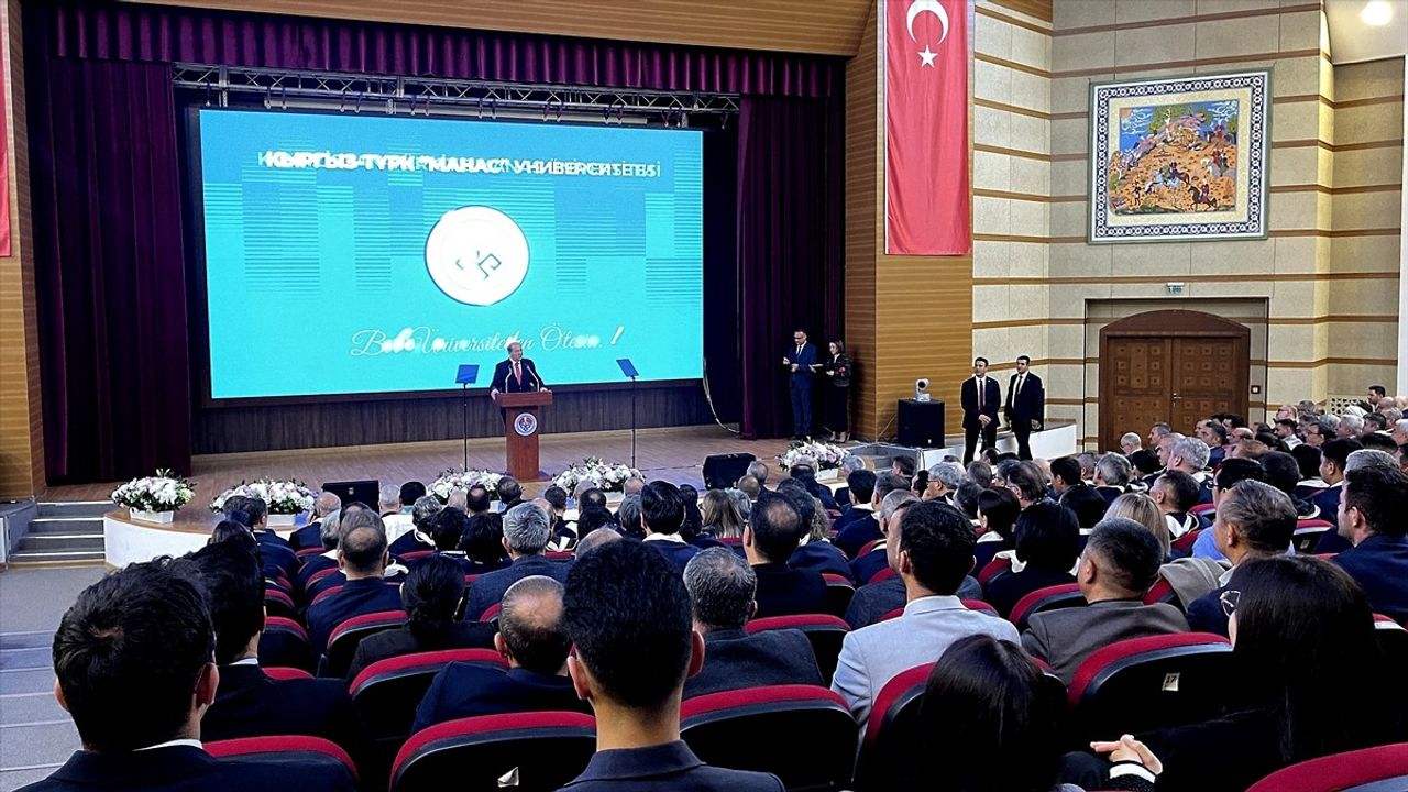 KKTC Cumhurbaşkanı Tatar'dan Kırgızistan'da Önemli Açıklamalar