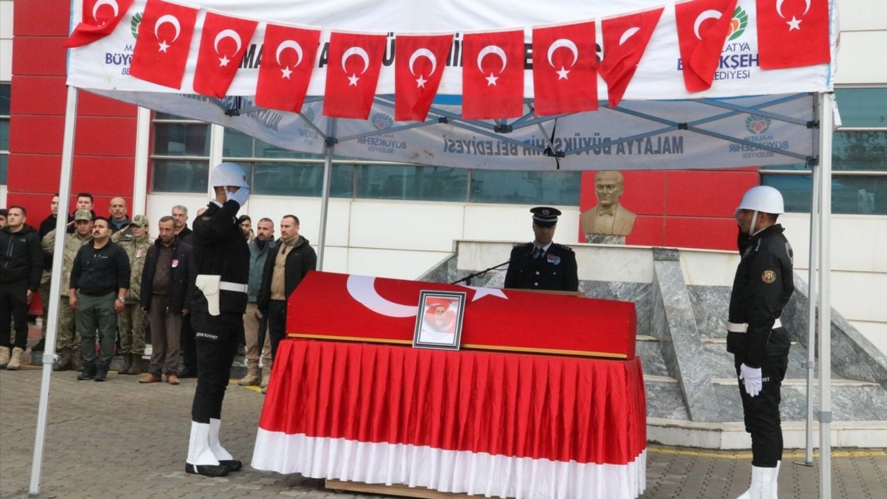 Malatya'da Şehit Polis Memuru Lütfü Beykoz İçin Tören Düzenlendi