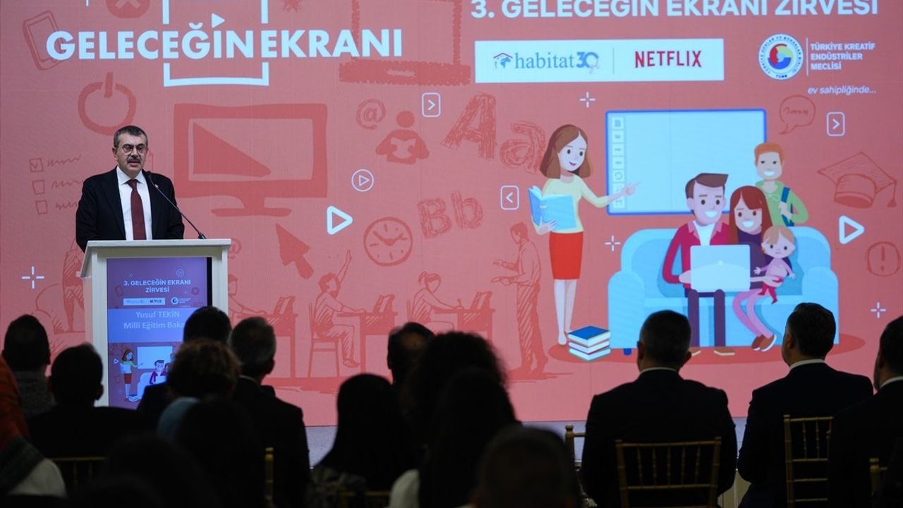 Milli Eğitim Bakanı Tekin, Geleceğin Ekranı Zirvesi'nde Dijital Medya Üzerine Değerlendirmelerde Bulundu