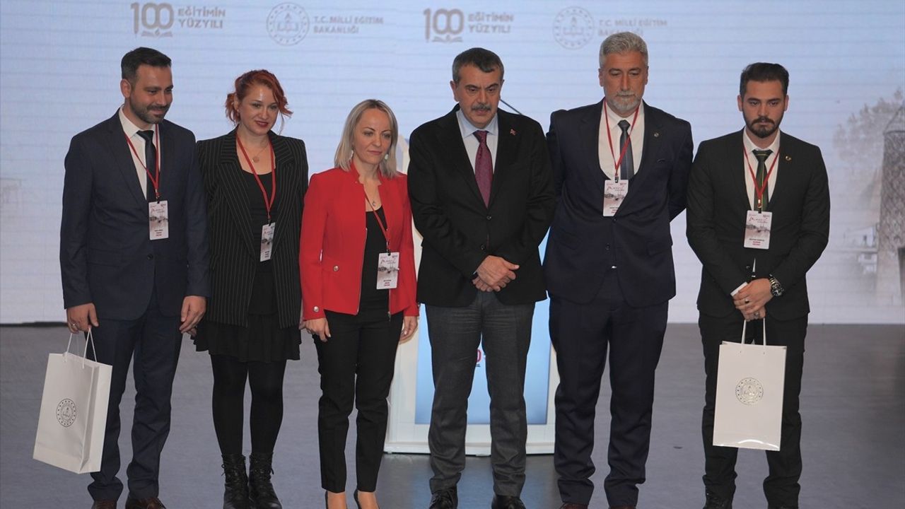 Milli Eğitim Bakanı Tekin, Türkiye Yüzyılı Maarif Modeli İle Eğitimde Dönüşümü Anlattı