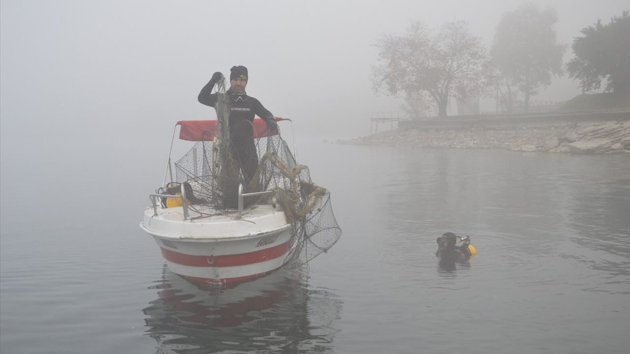 Sapanca Gölü, Hayalet Ağlardan Arındırılıyor