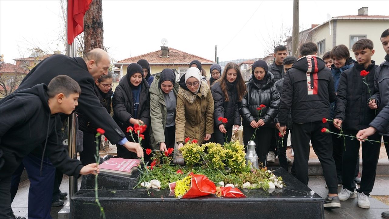 Şehit Öğretmen Şenay Aybüke Yalçın, Öğretmenler Günü'nde Anıldı