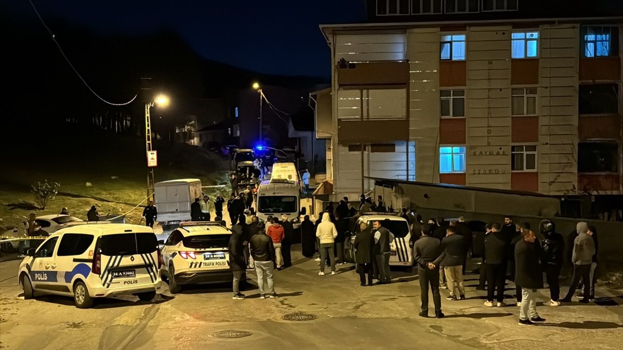 Sultanbeyli'de Tartışma Kanlı Bitti: Bir Kişi Tabancayla Öldürüldü