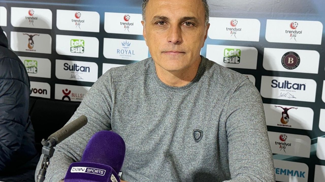 Teksüt Bandırmaspor, Boluspor'u 2-0 Mağlup Etti: Teknik Direktörlerin Açıklamaları