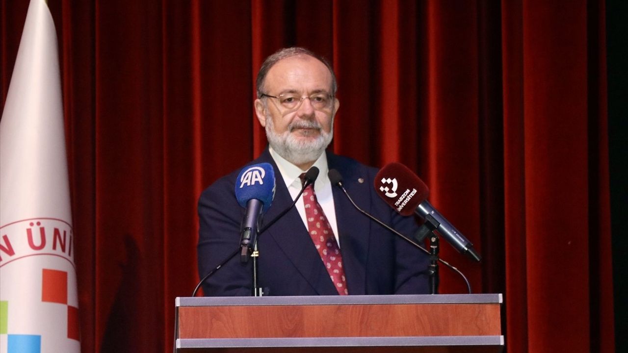 Trabzon'da Türkiye Hadis İhtisas Toplantısı Düzenlendi