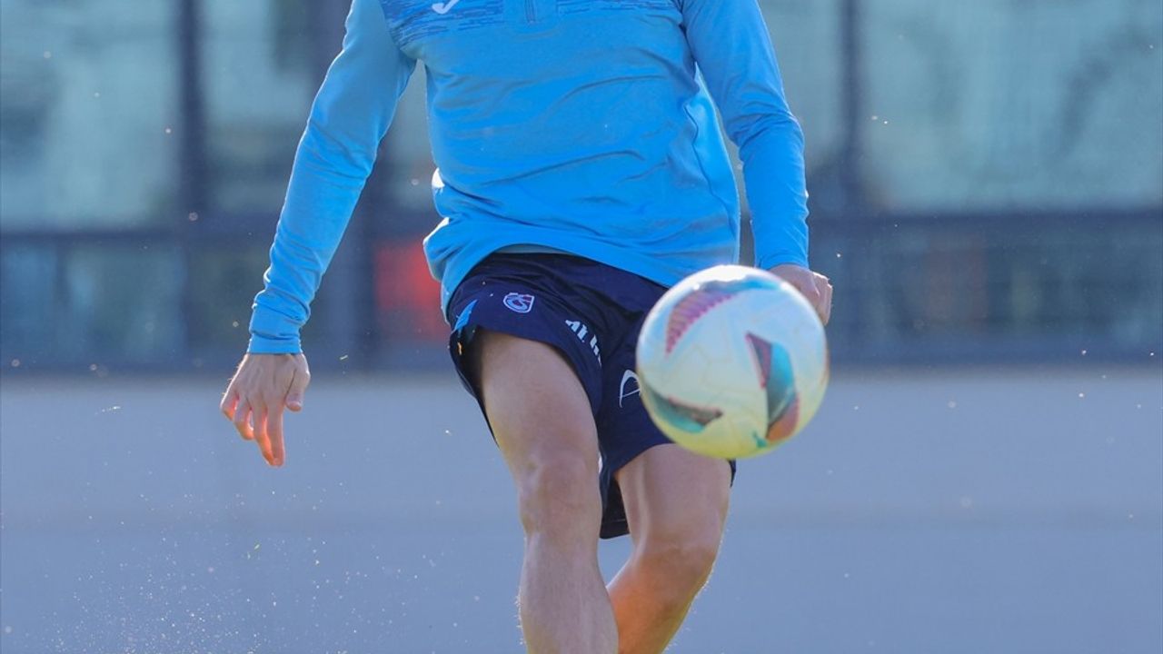 Trabzonspor, Çaykur Rizespor Maçına Hazırlanıyor