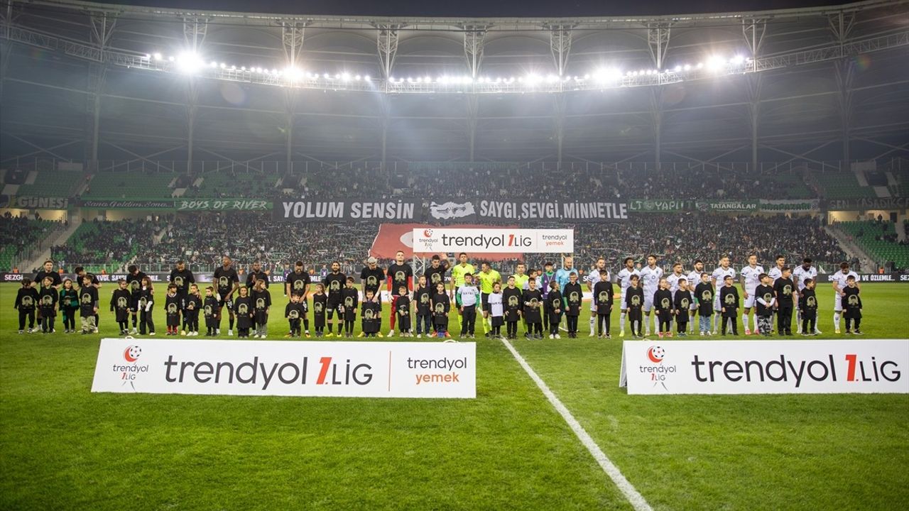 Trendyol 1. Lig: Kocaelispor, Sakaryaspor'u Deplasmanda 1-0 Yendi