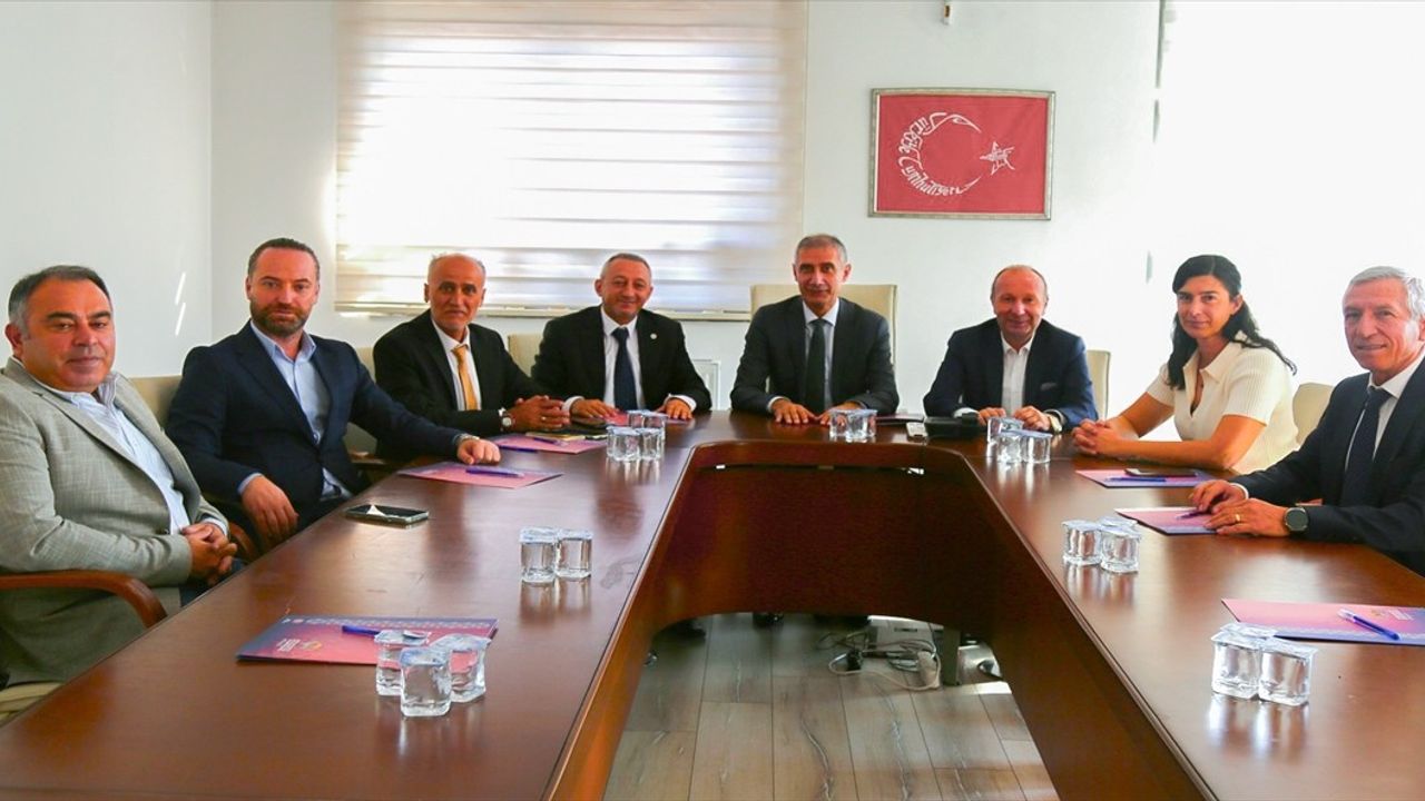 Türkiye Atletizm Federasyonu Yeni Yönetimi İlk Toplantısını Gerçekleştirdi