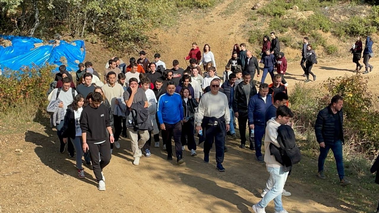 Ulaştırma ve Altyapı Bakan Yardımcısı Osman Boyraz, Sakarya'da Ayva Hasadı Etkinliğine Katıldı