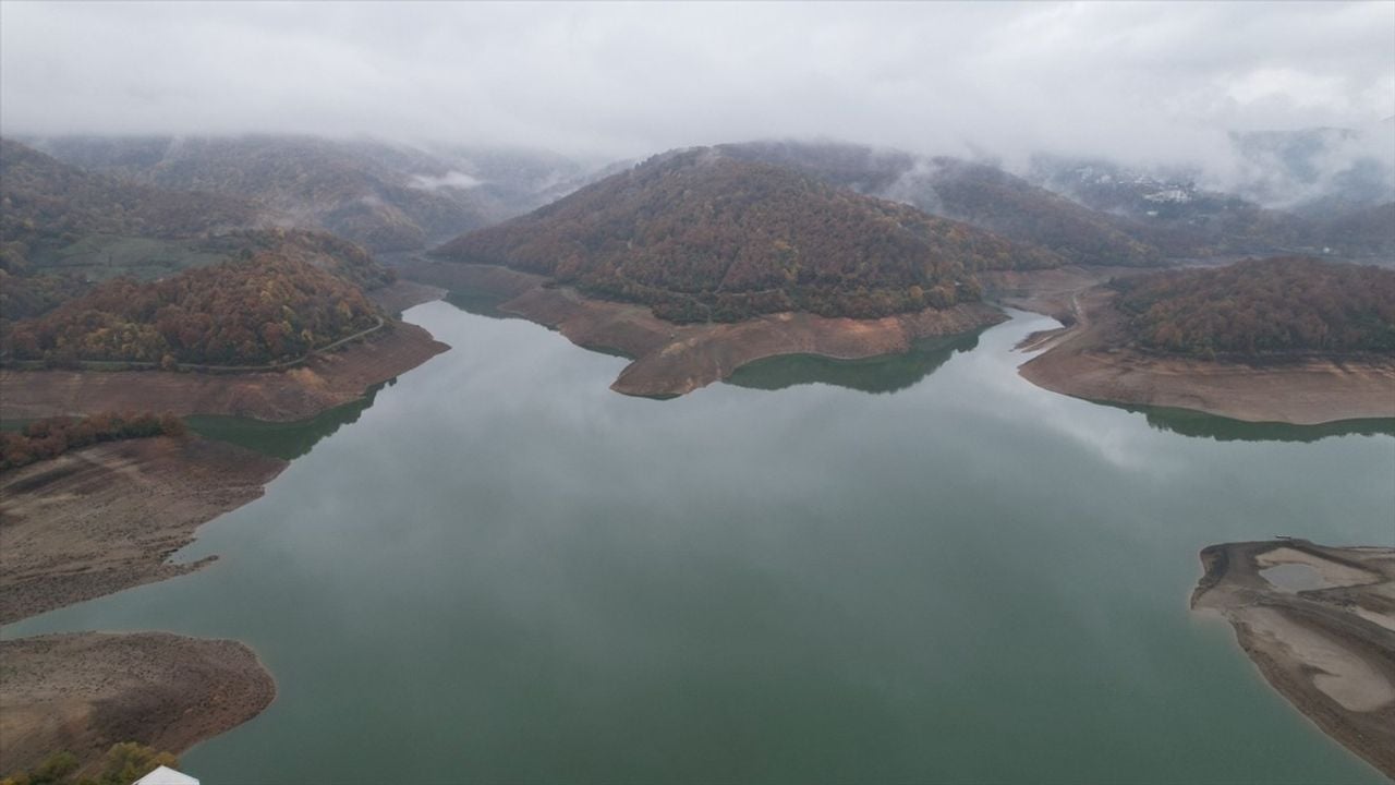 Yalova'daki Gökçe Barajı'nda Su Seviyesi Tehlikeli Derecede Düşüyor