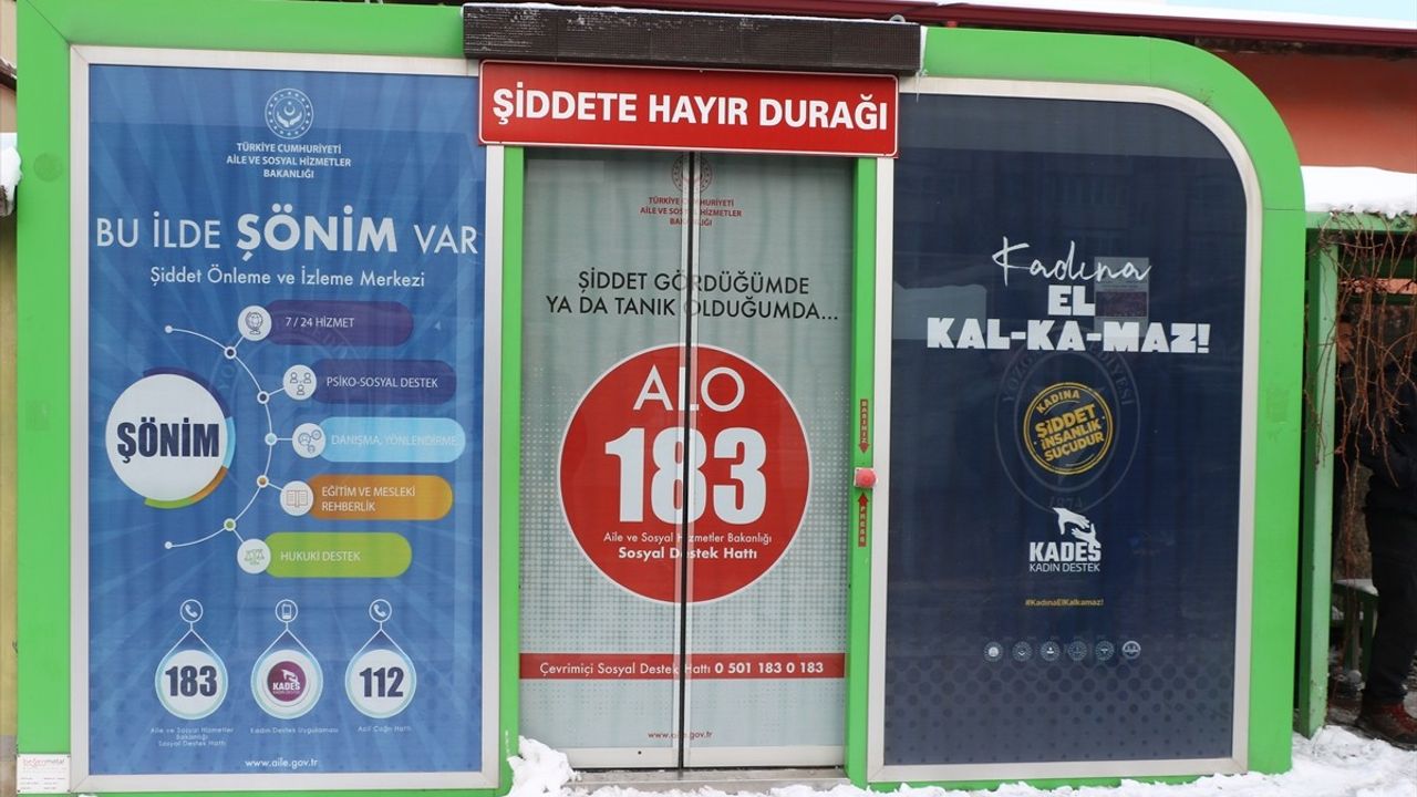 Yozgat'ta Kadına Yönelik Şiddete Karşı 'Şiddete Hayır Durağı' Açıldı