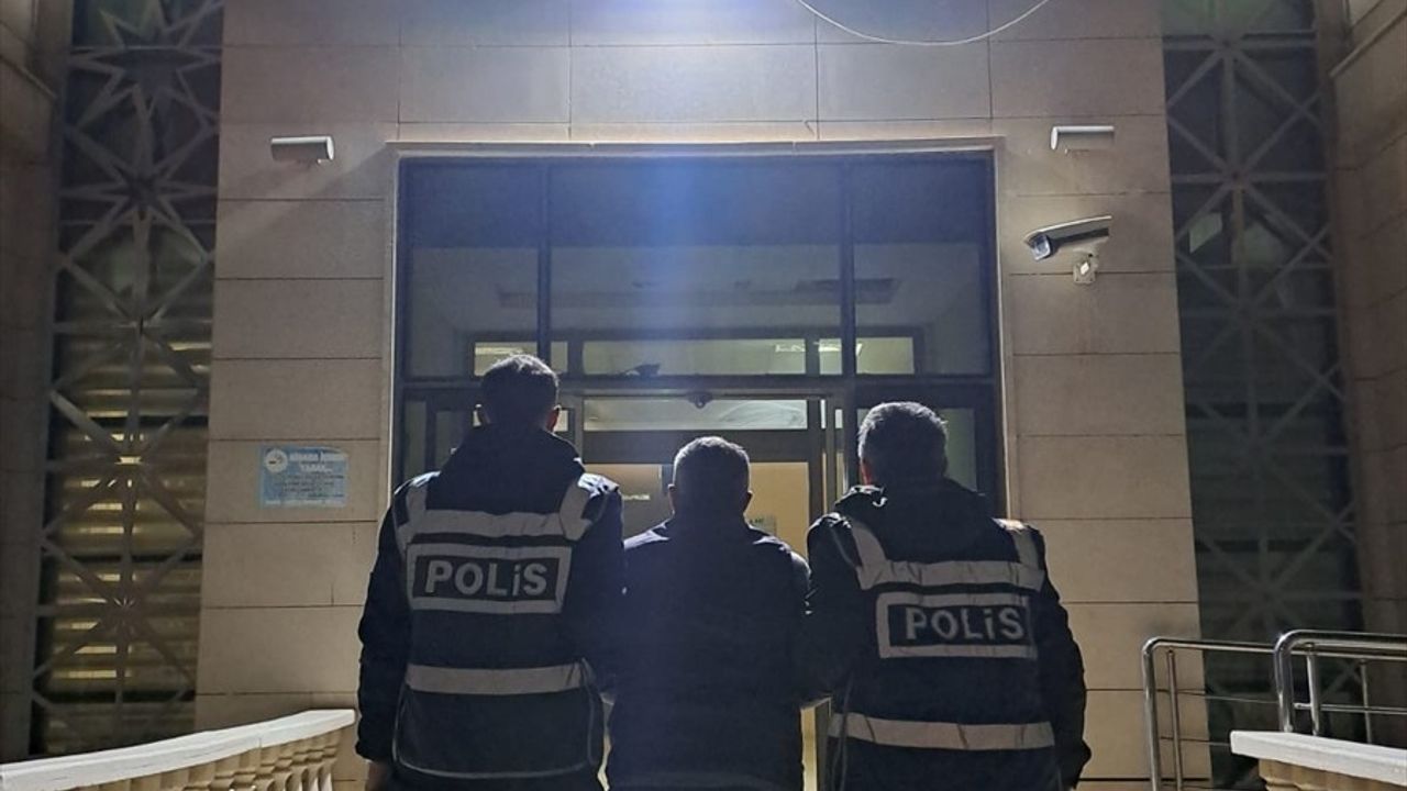 19 Yıl Kaçan Cinayet Sanığı Lütfi Arslan Yakalandı