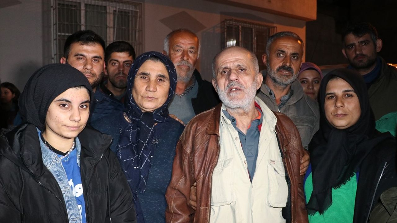 21 Yıl Sonra Suriye Cezaevinden Çıkan Mehmet Ertürk, Kilis'teki Ailesine Kavuştu