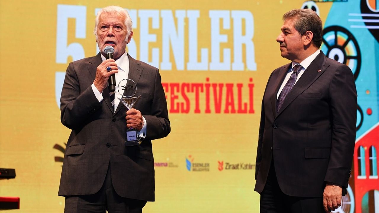 5. Esenler Film Festivali Ödül Töreni Gerçekleşti