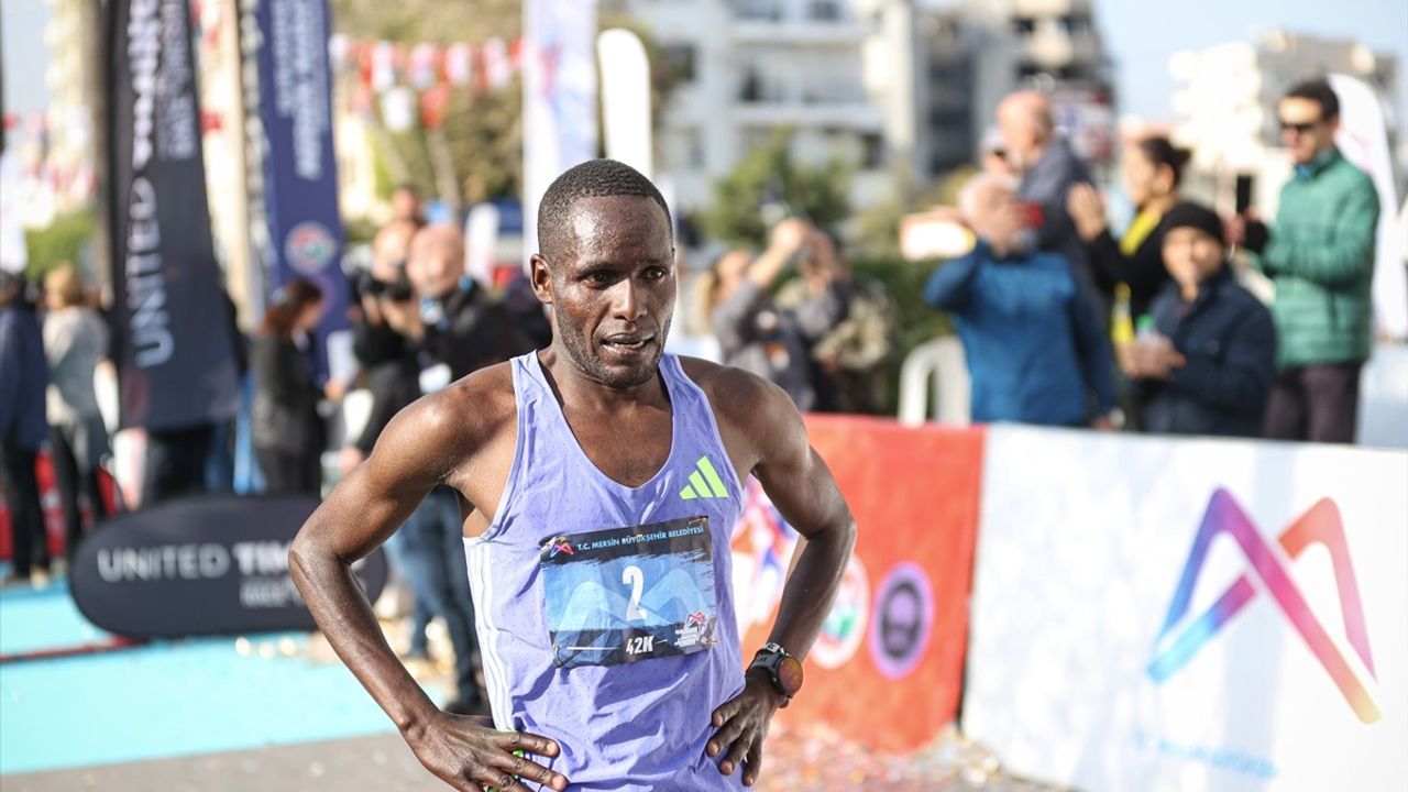 6. Uluslararası Mersin Maratonu'nda Rekor Kırıldı