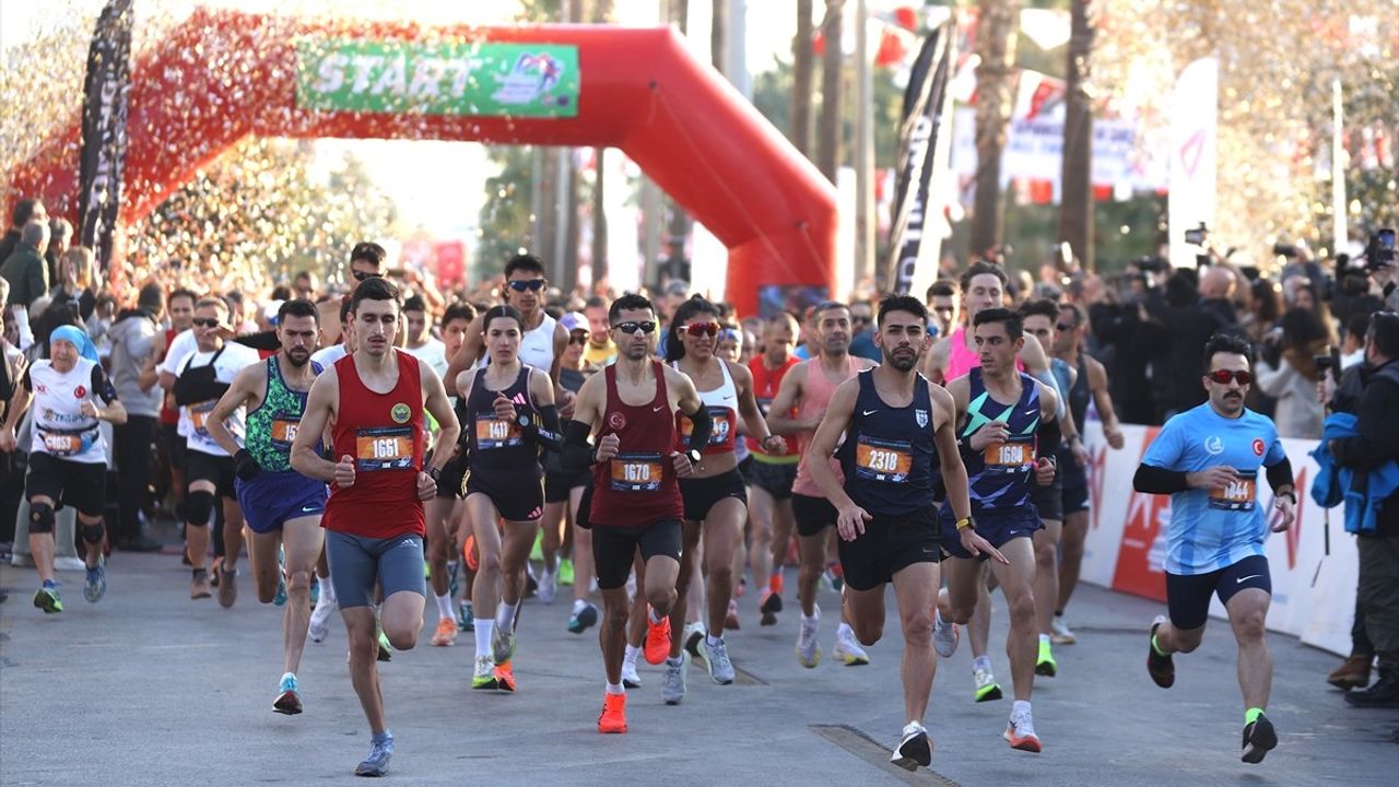 6. Uluslararası Mersin Maratonu Start Aldı