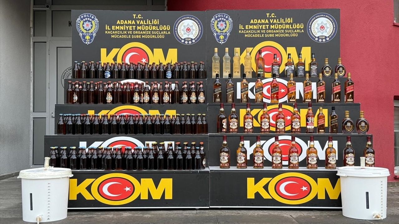 Adana'da Sahte İçki Operasyonu: 2 Zanlı Yakalandı