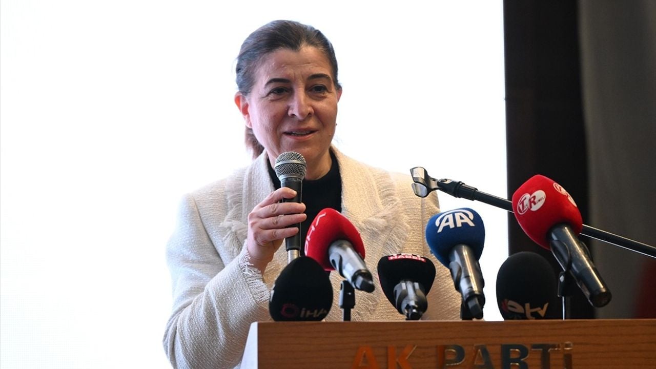 AK Parti Genel Başkan Yardımcısı Demiröz, Edirne'de Partinin Hedeflerini Açıkladı