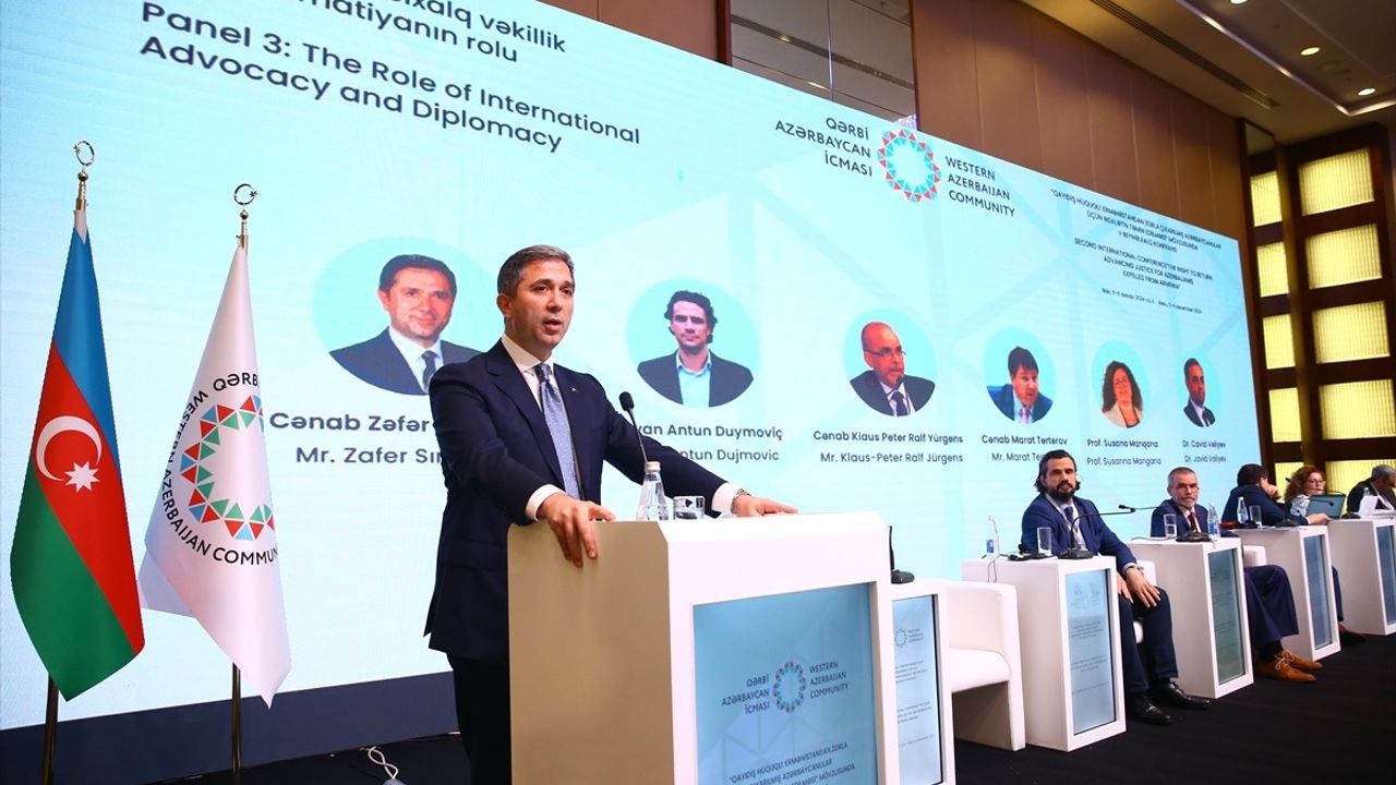 AK Parti Genel Başkan Yardımcısı Sırakaya, Bakü'deki Konferansta Barış ve İstikrar Vurgusu Yaptı