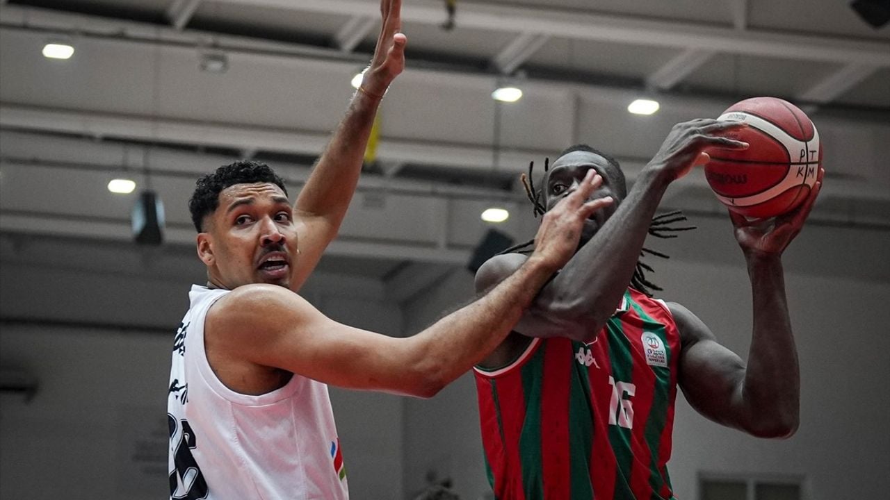 Aliağa Petkimspor Derbide Karşıyaka'yı 83-82 Yendi