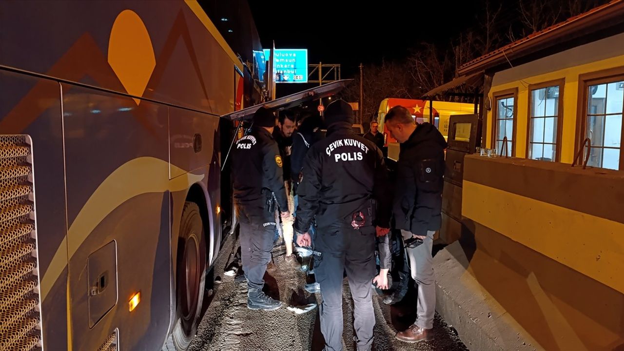 Amasya'da Yolcu Otobüsünde 9 Düzensiz Göçmen Yakalandı