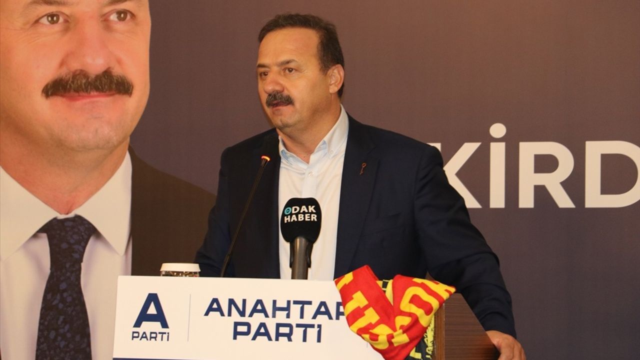 Anahtar Parti Genel Başkanı Yavuz Ağıralioğlu Tekirdağ'da Partililerle Buluştu
