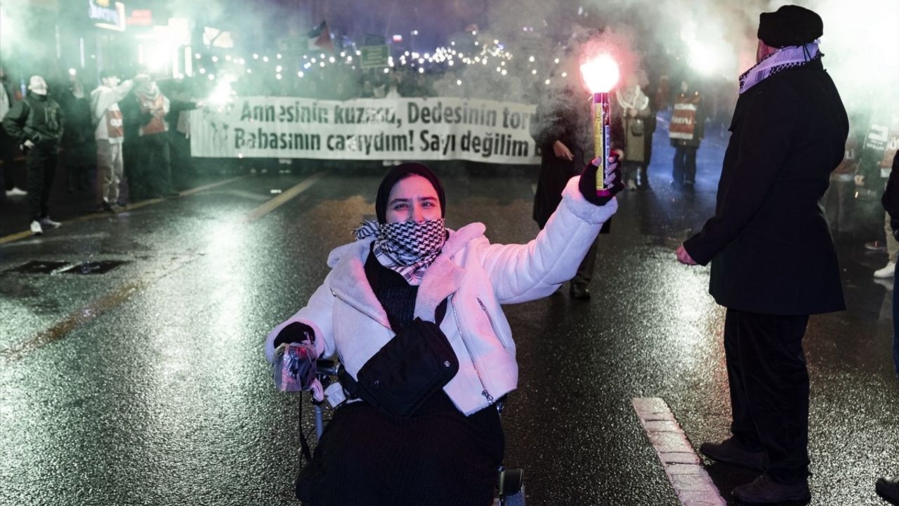 Ankara'da Filistin Dayanışma Yürüyüşü Düzenlendi