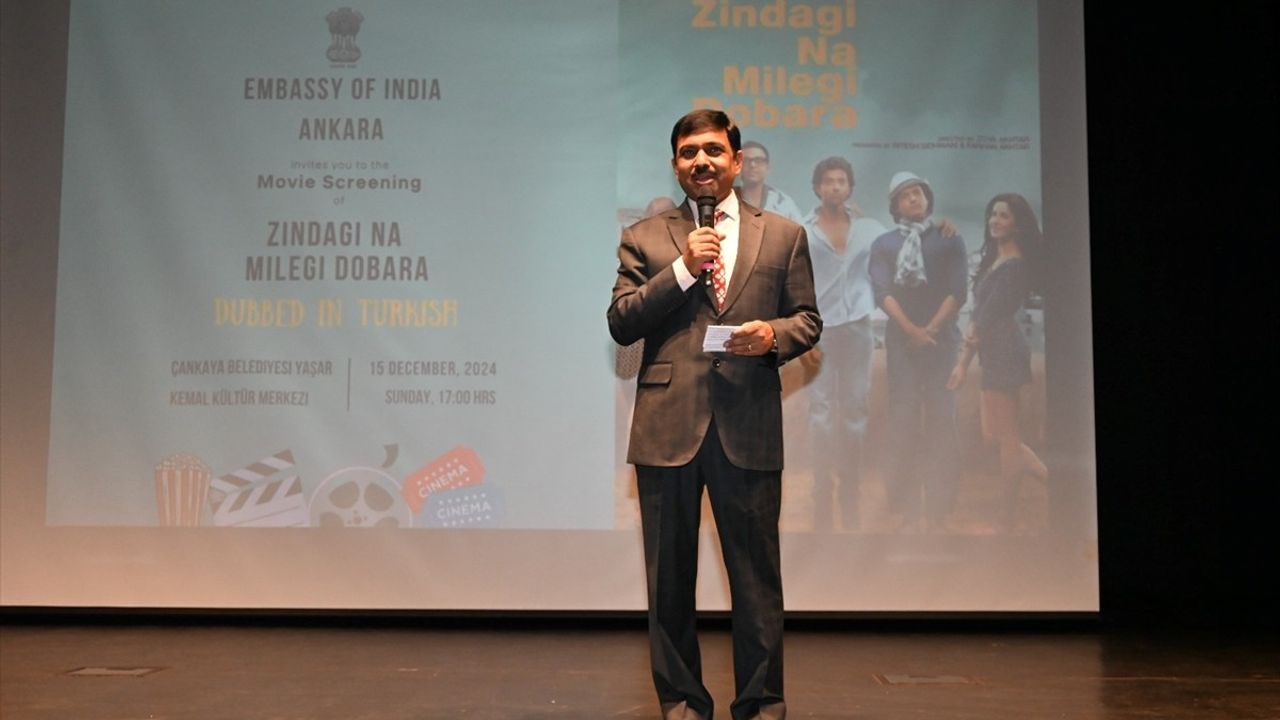 Ankara’da Zindagi Na Milegi Dobara Filminin Gösterimi Düzenlendi