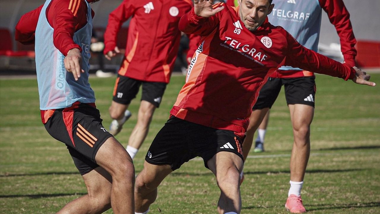 Antalyaspor, Kayserispor Maçına Hazırlıklarını Sürdürüyor