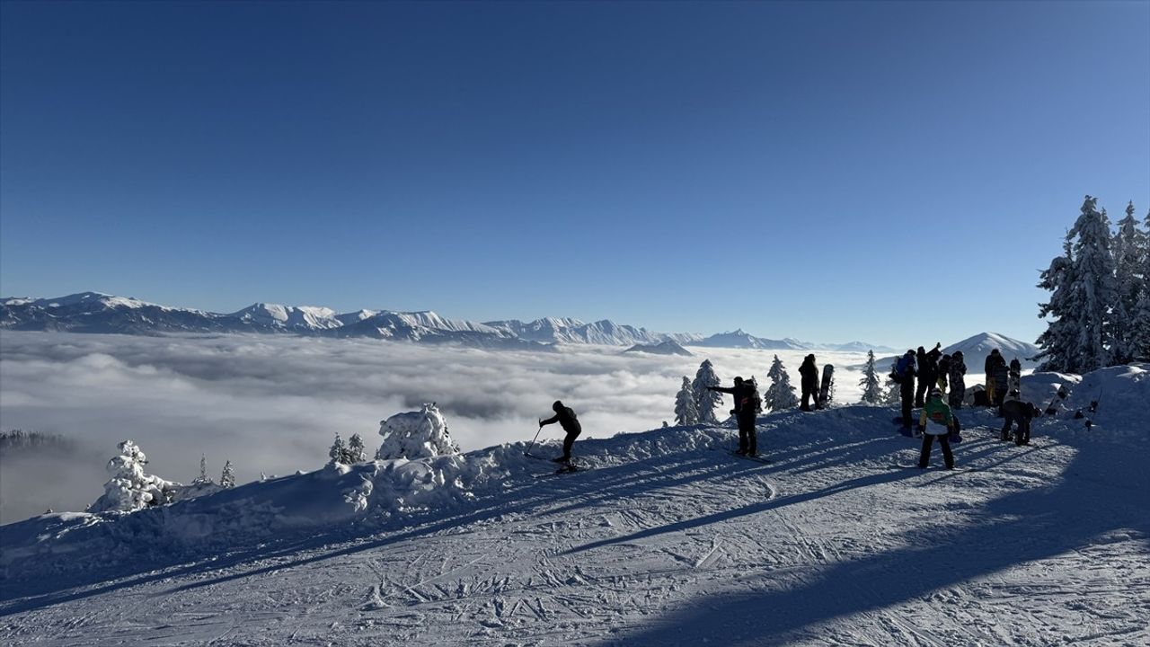 Atabarı Kayak Merkezi'nde Kayak Sezonu Açıldı
