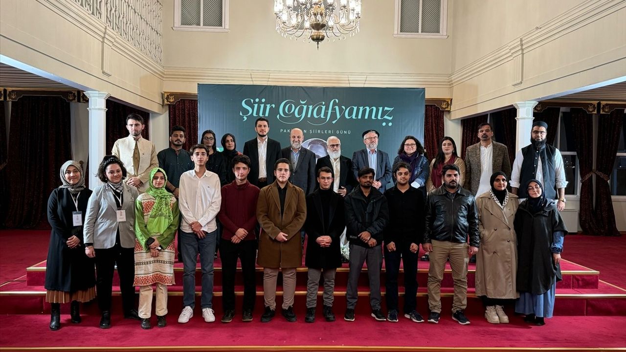 Bahariye Mevlevihanesi'nde Pakistan Şiirleri Günü Etkinliği Gerçekleştirildi